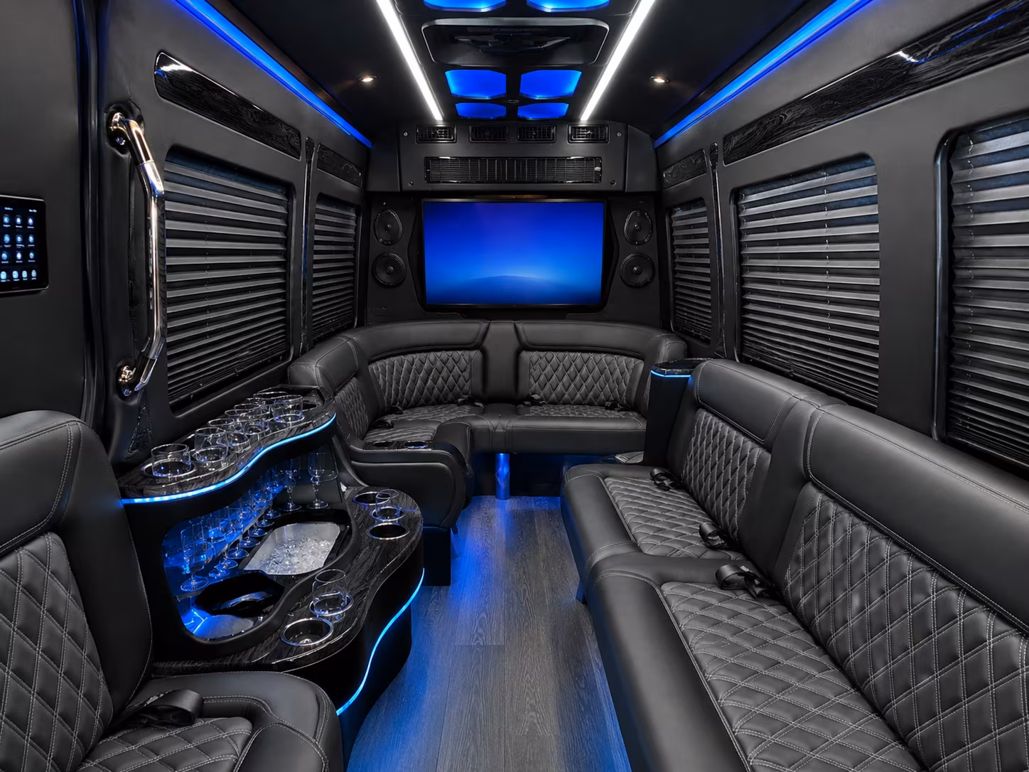 busrentalmedford com makes finding jacksonville wedding shuttle buses simple