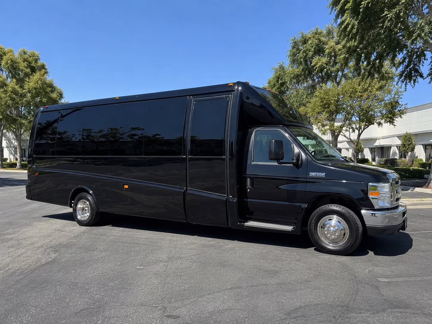party buses for concert nights at the medford armory and beyond